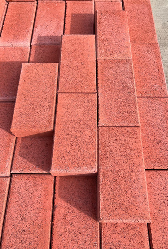 BRICKSTONE plus more colours
